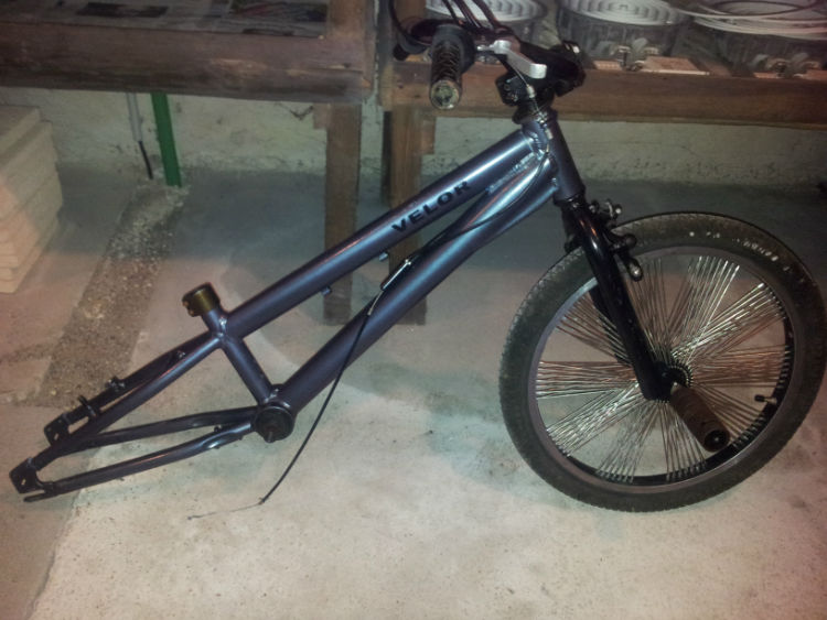 Velor BMX - abgesägt-w750-h750.jpg